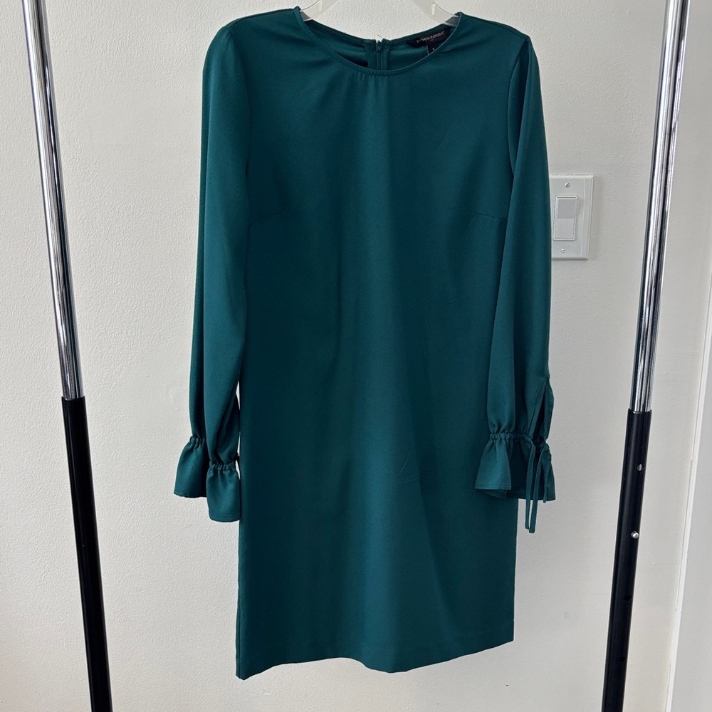 Banana Republic Elegant Green Long Sleeve Dress